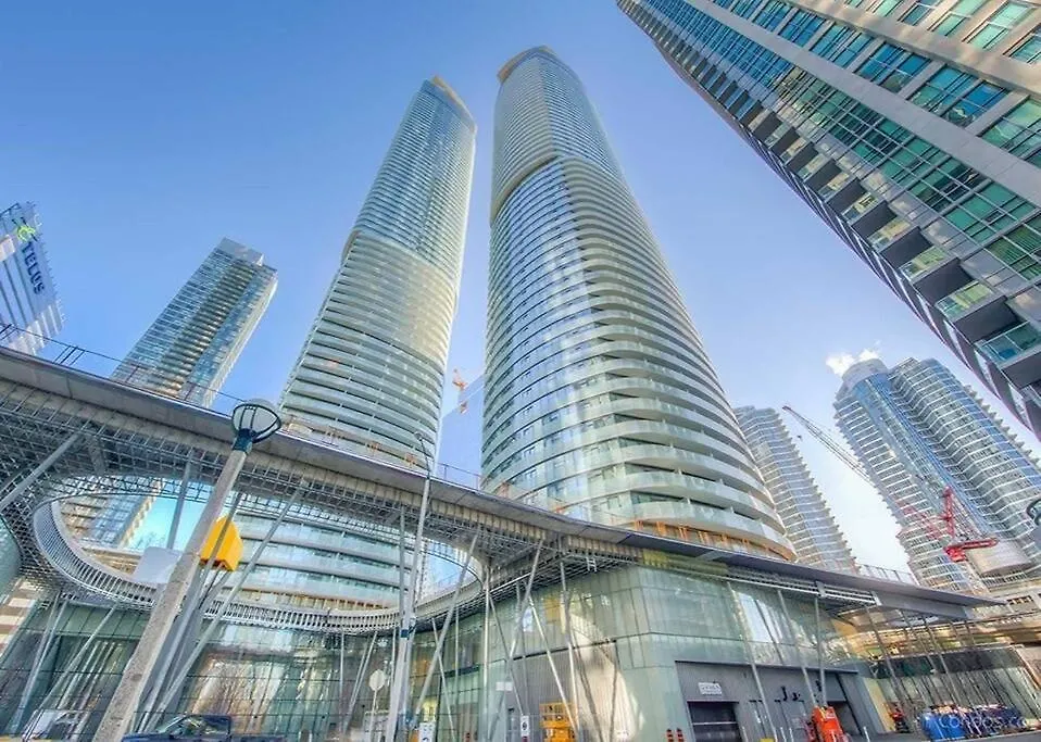 Apartment Newdowntown Condo By Unionstationscotiaarena Toronto