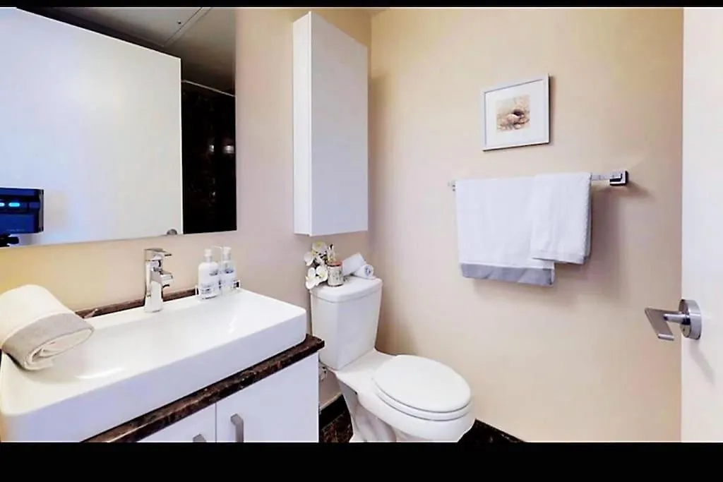 Apartment Newdowntown Condo By Unionstationscotiaarena Toronto