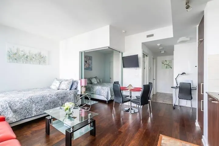 Newdowntown Condo By Unionstationscotiaarena Toronto