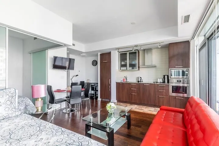 Newdowntown Condo By Unionstationscotiaarena Toronto