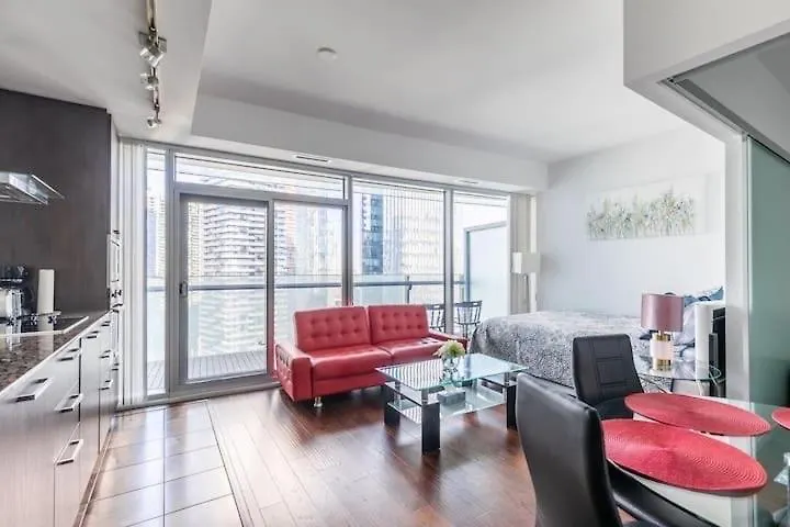 Newdowntown Condo By Unionstationscotiaarena Toronto Apartment